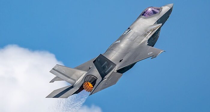 SINGAPORE, SINGAPORE - FEBRUARY 03: Royal Australian Air Force F-35A fighter performs during the 10th Singapore Airshow on February 3, 2026 in Singapore. The Singapore Airshow 2026 opened on February 3 and runs till February 8. (Photo by Zhang Hui/VCG via Getty Images)